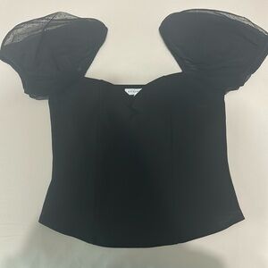Black puffy sleeve top